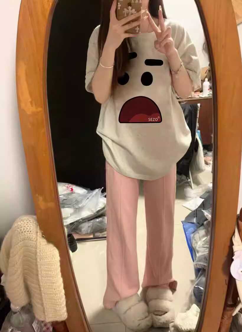 American Retro Cartoon Graphic Cotton Short-Sleeve T-Shirt for Men & Women Plus Size Loose Fit Couple Outfit American Retro Cartoon Graphic Cotton Short-Sleeve T-Shirt for Men & Women Plus Size Loose Fit Couple Outfit