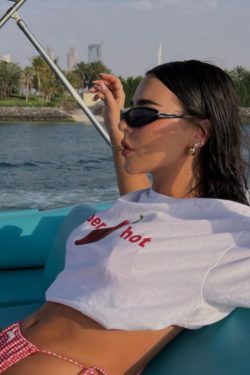 American Retro Chili Print Oversized Short-Sleeve T-Shirt for Women, Pure Cotton Spicy Girl Top, Y2K Trendy Fashion