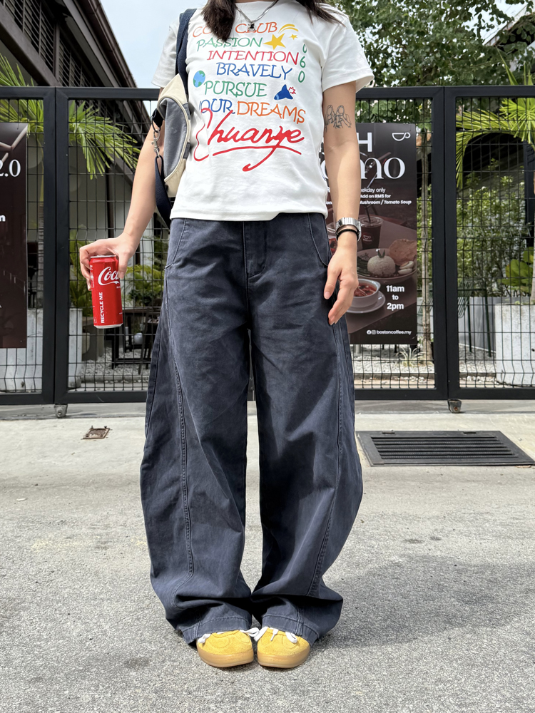 American Retro Curved Knife Pants - Loose Fit, Washed Spliced Design, Casual Long Pants for Men and Women, Y2K Style American Retro Curved Knife Pants - Loose Fit, Washed Spliced Design, Casual Long Pants for Men and Women, Y2K Style