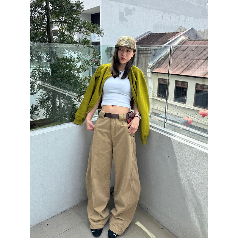 American Retro Curved Knife Pants - Loose Fit, Washed Spliced Design, Casual Long Pants for Men and Women, Y2K Style American Retro Curved Knife Pants - Loose Fit, Washed Spliced Design, Casual Long Pants for Men and Women, Y2K Style