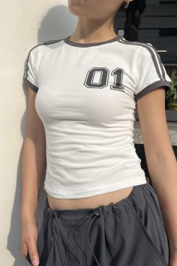 American Retro Digital Color Block Slim Fit Short Sleeve T-Shirt - Versatile 90s Inspired Style for Modern Fashion 2025