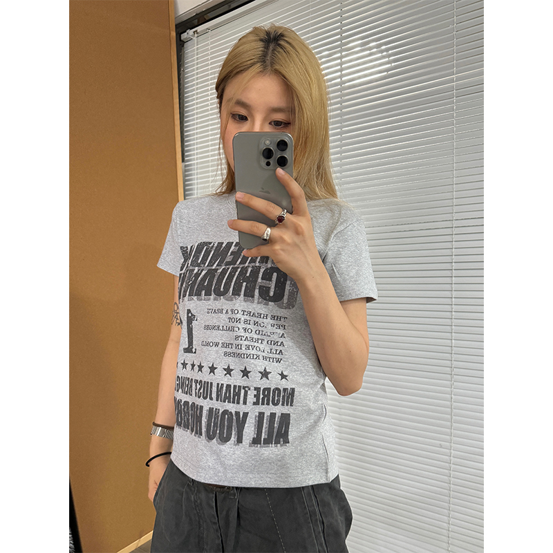 American Retro Distressed Printed Shoulder Short Sleeve Women's T-Shirt - Casual Summer Top, Y2K Style American Retro Distressed Printed Shoulder Short Sleeve Women's T-Shirt - Casual Summer Top, Y2K Style