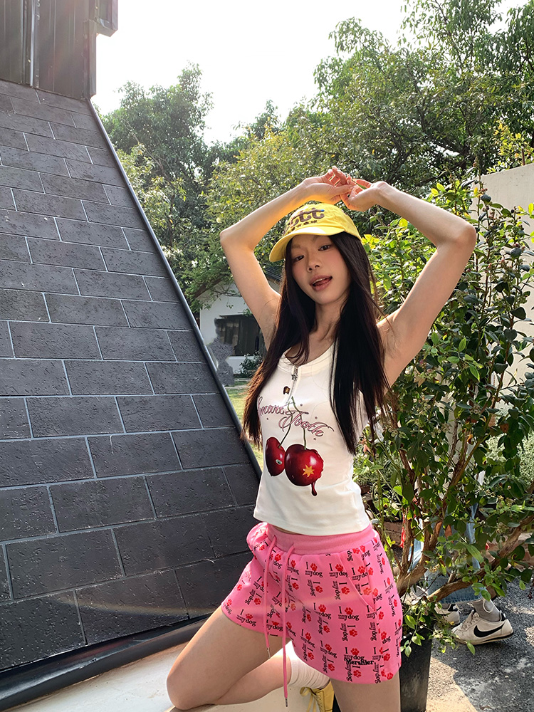 American Retro Dog Paw Print Low-Waist Three-Point Shorts for Summer – Unisex Loose Fit Casual Elastic Waist Pants American Retro Dog Paw Print Low-Waist Three-Point Shorts for Summer – Unisex Loose Fit Casual Elastic Waist Pants