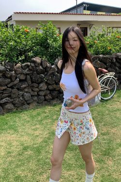 American Retro Floral Slim-Fit Mini Skirt for Women – Elegant Body-Hugging Pencil Skirt in Sexy Style