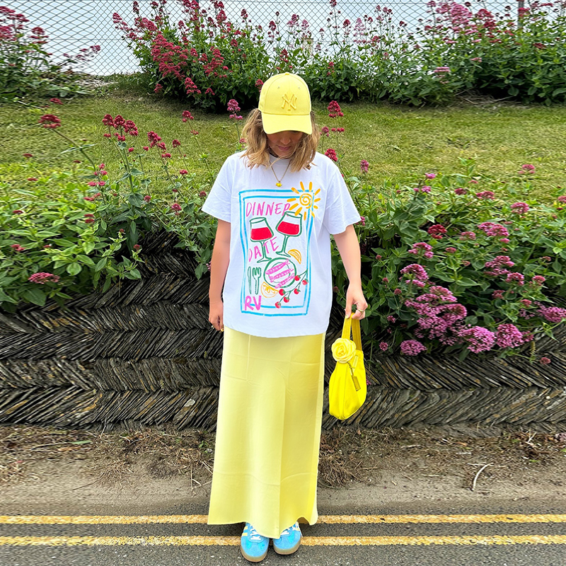 American Retro Food Painting Print Oversized Short-Sleeve T-Shirt for Women - Casual Spicy Girl Style in Pure Cotton American Retro Food Painting Print Oversized Short-Sleeve T-Shirt for Women - Casual Spicy Girl Style in Pure Cotton