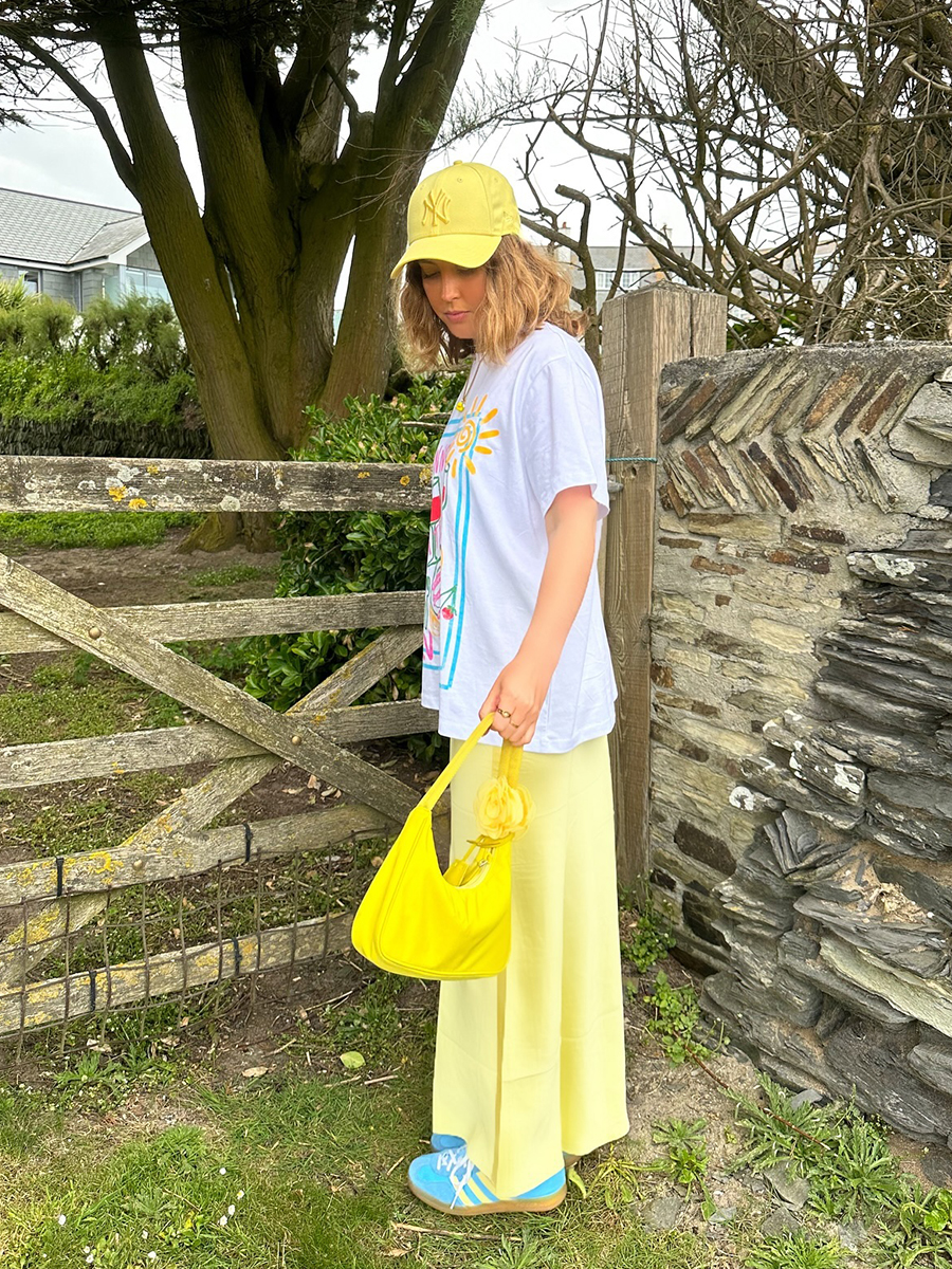 American Retro Food Painting Print Oversized Short-Sleeve T-Shirt for Women - Casual Spicy Girl Style in Pure Cotton American Retro Food Painting Print Oversized Short-Sleeve T-Shirt for Women - Casual Spicy Girl Style in Pure Cotton