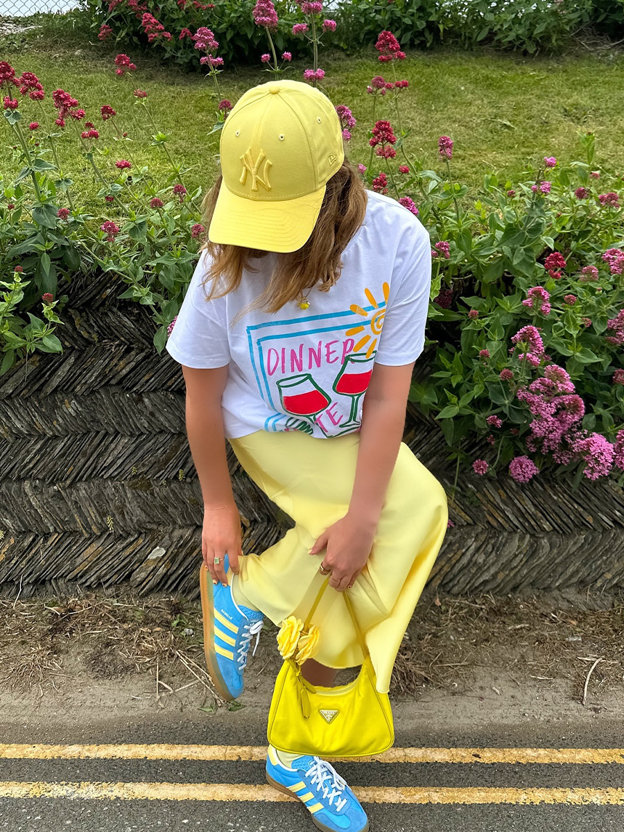 American Retro Food Painting Print Oversized Short-Sleeve T-Shirt for Women - Casual Spicy Girl Style in Pure Cotton American Retro Food Painting Print Oversized Short-Sleeve T-Shirt for Women - Casual Spicy Girl Style in Pure Cotton