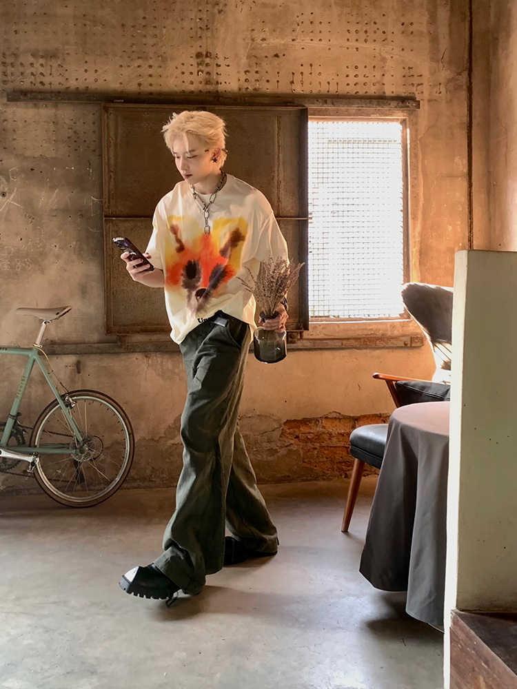 American Retro Graffiti Art Short Sleeve Summer Unisex Loose Casual Street T-Shirt - Y2K Style American Retro Graffiti Art Short Sleeve Summer Unisex Loose Casual Street T-Shirt - Y2K Style