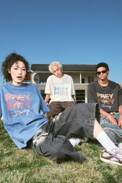 American Retro Letter Print Heavyweight Loose Short Sleeve T-Shirt for Men and Women - Trendy Summer Style 2025