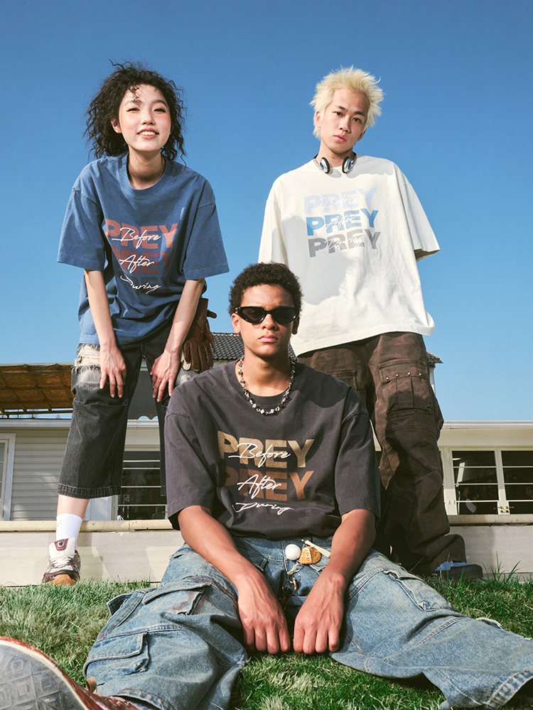 American Retro Letter Print Heavyweight Loose Short Sleeve T-Shirt for Men and Women - Trendy Summer Style 2025 American Retro Letter Print Heavyweight Loose Short Sleeve T-Shirt for Men and Women - Trendy Summer Style 2025