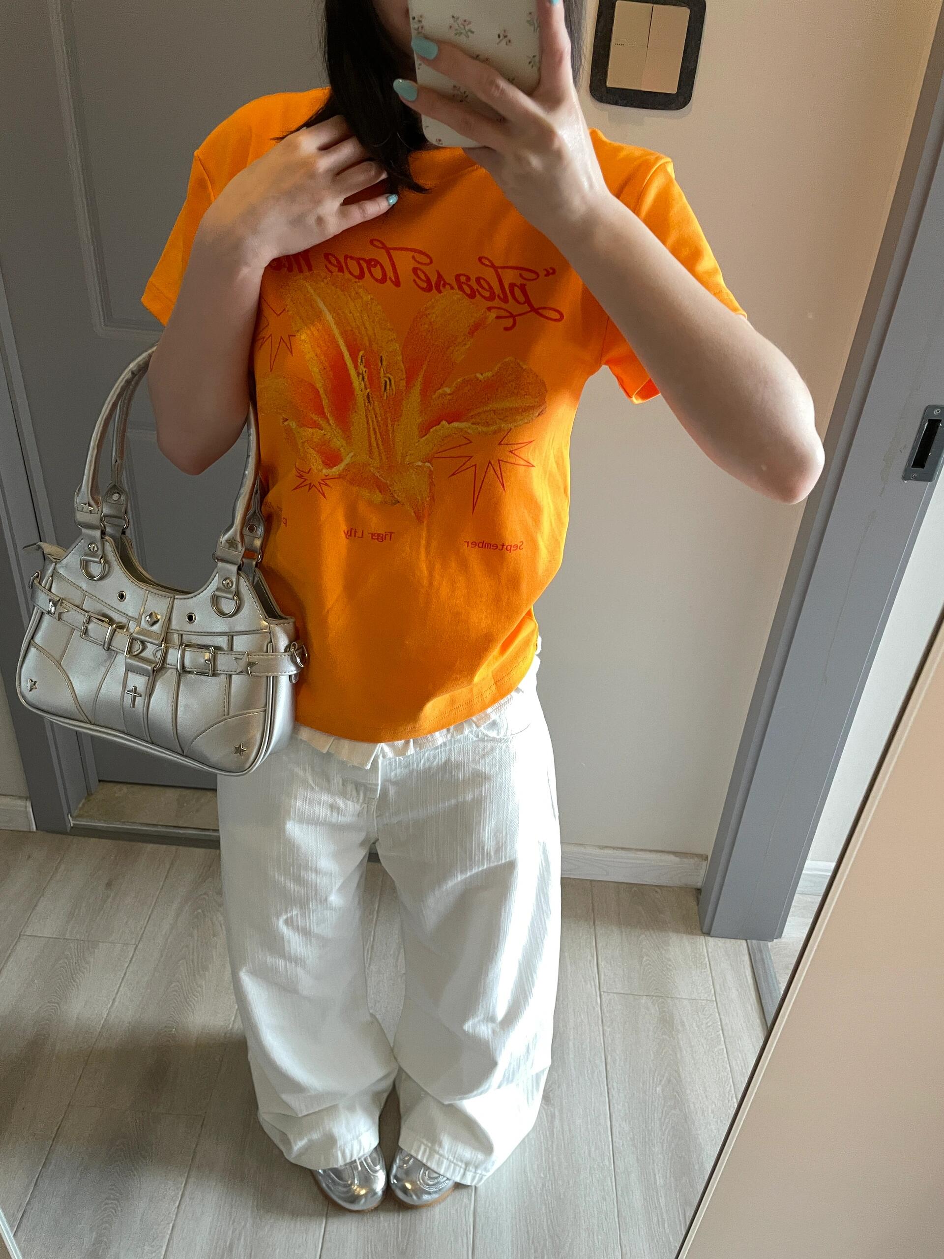 American Retro Lily Print Slim Short-Sleeve T-Shirt for Women - Summer Waist-Cinching Versatile Slimming Top American Retro Lily Print Slim Short-Sleeve T-Shirt for Women - Summer Waist-Cinching Versatile Slimming Top