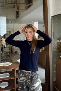 American Retro Short Sleeve T-Shirt for Women – Pure Color Round Neck Summer Top, Trendy Versatile Style, 90s Inspired Fashion