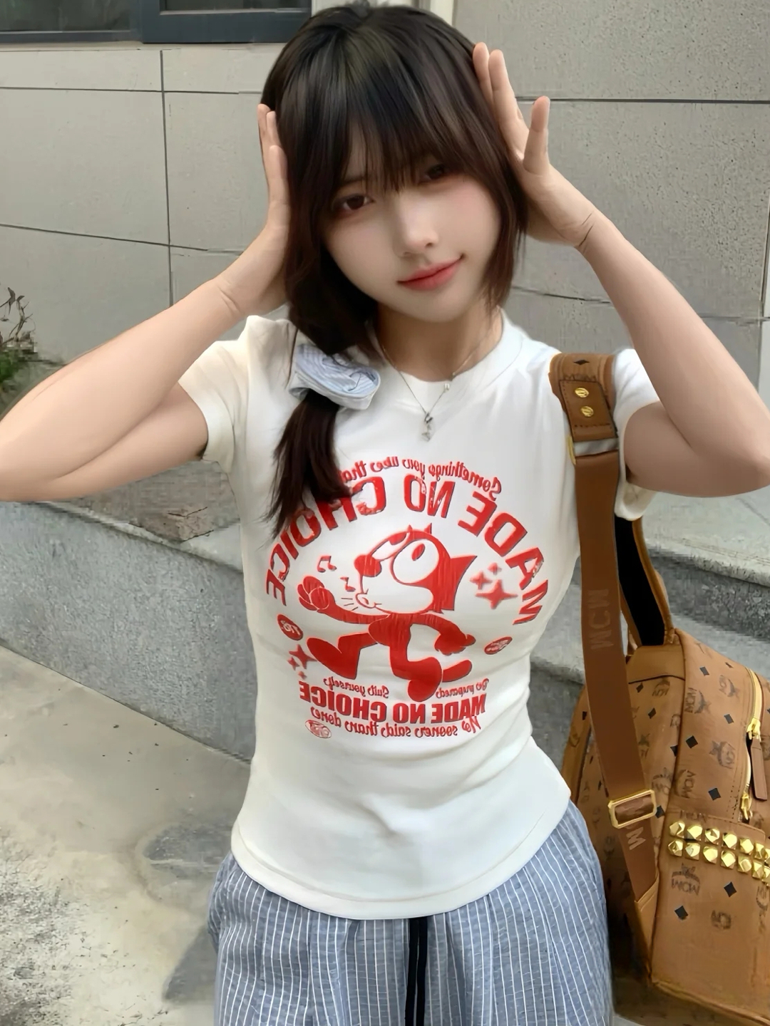 American Retro Slim-Fit Round Neck Cartoon Print T-Shirt for Women - Flattering Short Sleeve Summer 2025 Style American Retro Slim-Fit Round Neck Cartoon Print T-Shirt for Women - Flattering Short Sleeve Summer 2025 Style