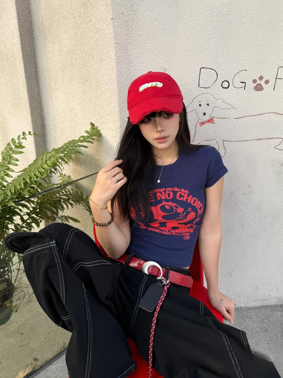 American Retro Slim-Fit Round Neck Cartoon Print T-Shirt for Women - Flattering Short Sleeve Summer 2025 Style American Retro Slim-Fit Round Neck Cartoon Print T-Shirt for Women - Flattering Short Sleeve Summer 2025 Style