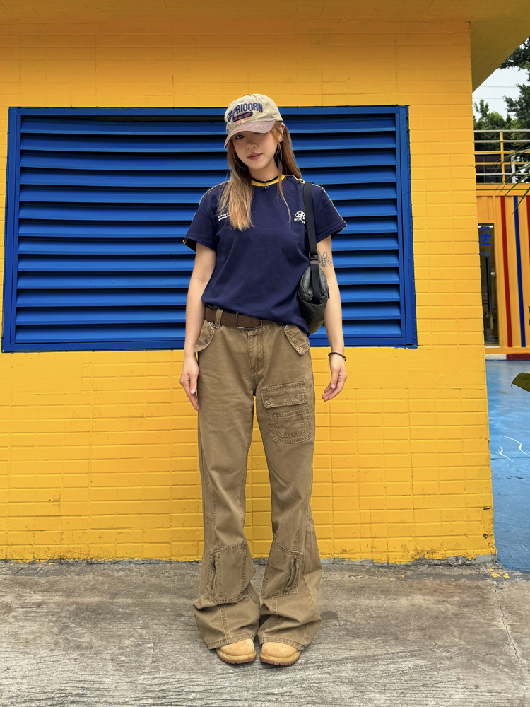 American Retro Straight-Leg Micro-Flare Work Pants for Men and Women, Multi-Pocket Street Style Spliced Long Pants American Retro Straight-Leg Micro-Flare Work Pants for Men and Women, Multi-Pocket Street Style Spliced Long Pants