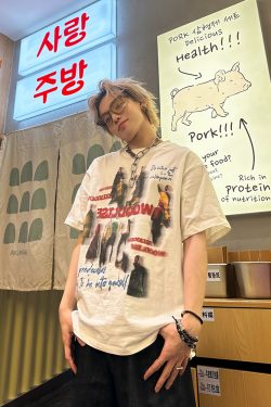 American Retro Streetwear Illusion Portrait Print Short Sleeve T-Shirt for Couples - Loose Fit, 90s Inspired Style