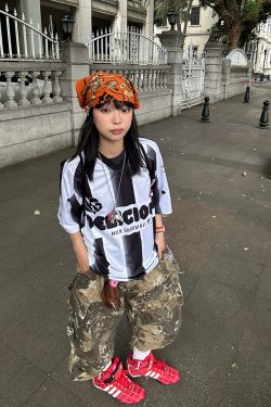 American Retro Striped Color-Blocking V-Neck Short Sleeve Jersey T-Shirt for Men and Women - Breathable Summer Sports Base Layer