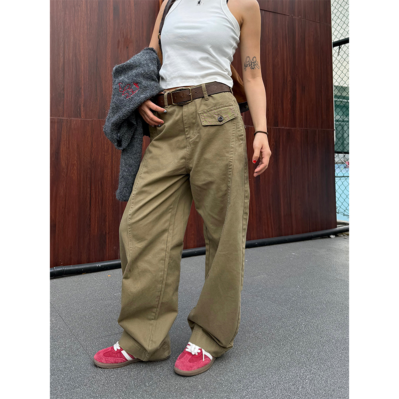 American Retro Tapered Cargo Pants for Men and Women - Loose Fit, Versatile Casual Style, Draped Long Design American Retro Tapered Cargo Pants for Men and Women - Loose Fit, Versatile Casual Style, Draped Long Design