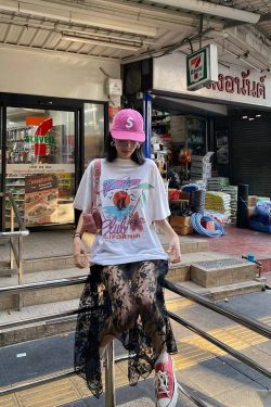 American Retro Vintage Sunrise Scenery White Short Sleeve T-Shirt for Women - Oversized Trendy Casual Top, Y2K Style