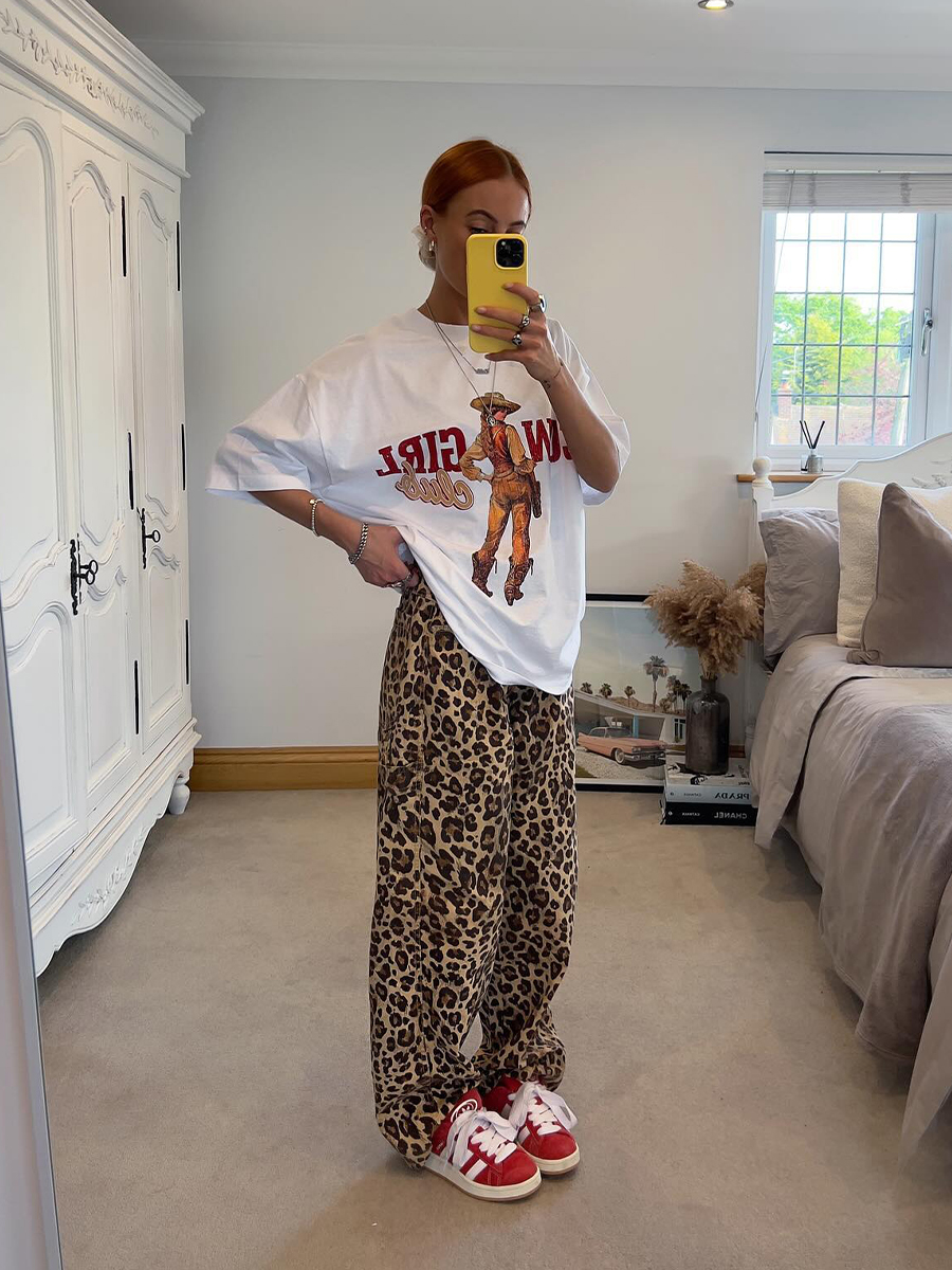 American Retro Western Cowboy Portrait Printed Short-Sleeve T-Shirt - Summer Women's Oversized Trendy Top American Retro Western Cowboy Portrait Printed Short-Sleeve T-Shirt - Summer Women's Oversized Trendy Top