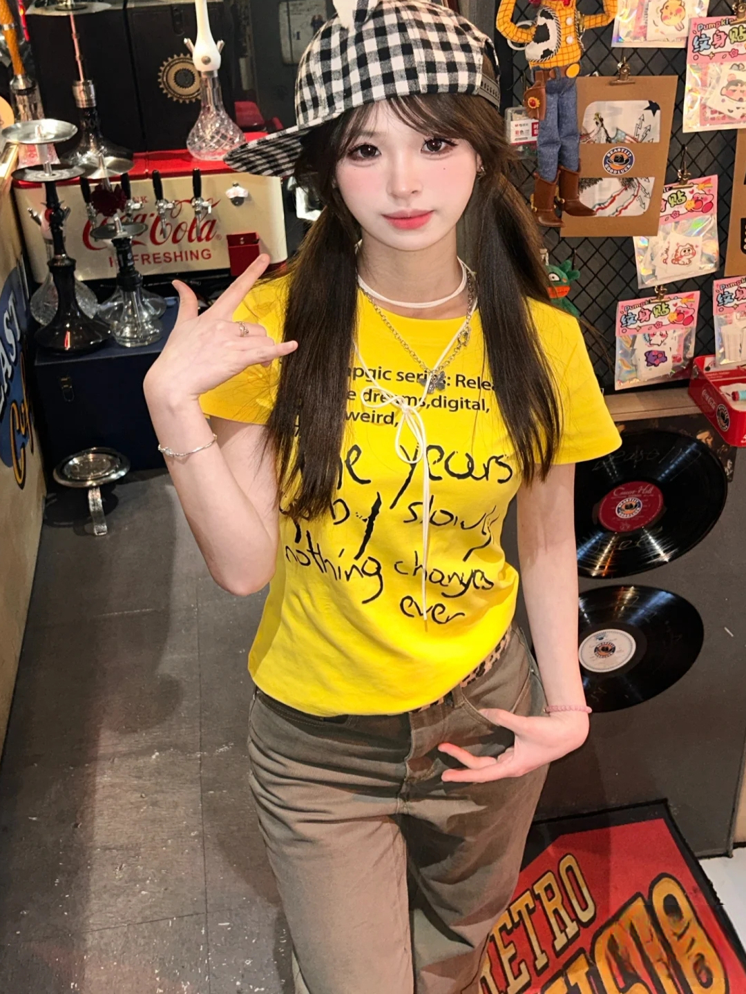 American Retro Yellow Letter Print Cropped Short-Sleeve T-Shirt for Women, Summer Slim Fit, Spicy Girl Style American Retro Yellow Letter Print Cropped Short-Sleeve T-Shirt for Women, Summer Slim Fit, Spicy Girl Style