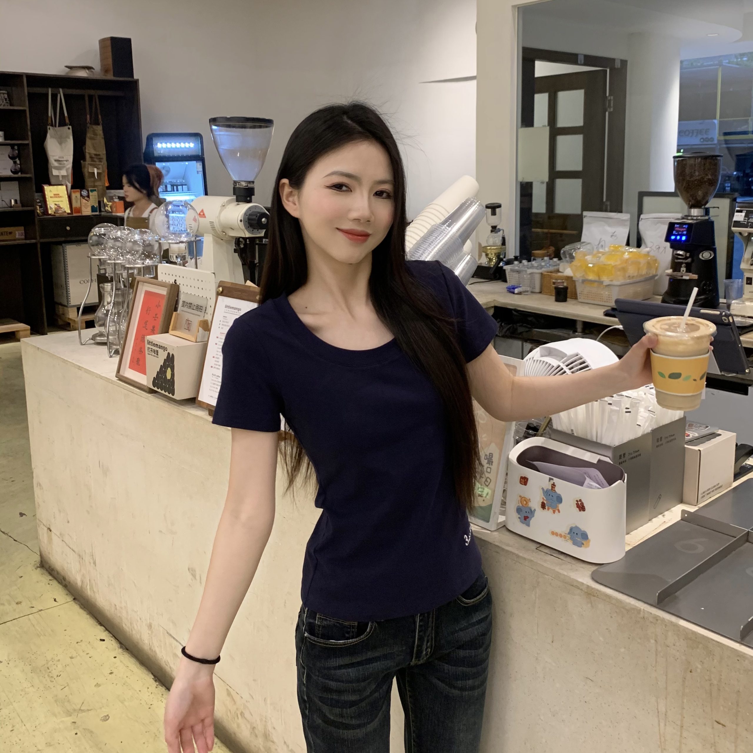 American Style Short Sleeve T-Shirt for Women - Pure Desire Slim Fit Round Neck Top - Versatile Spring Summer 2025 Fashion American Style Short Sleeve T-Shirt for Women - Pure Desire Slim Fit Round Neck Top - Versatile Spring Summer 2025 Fashion