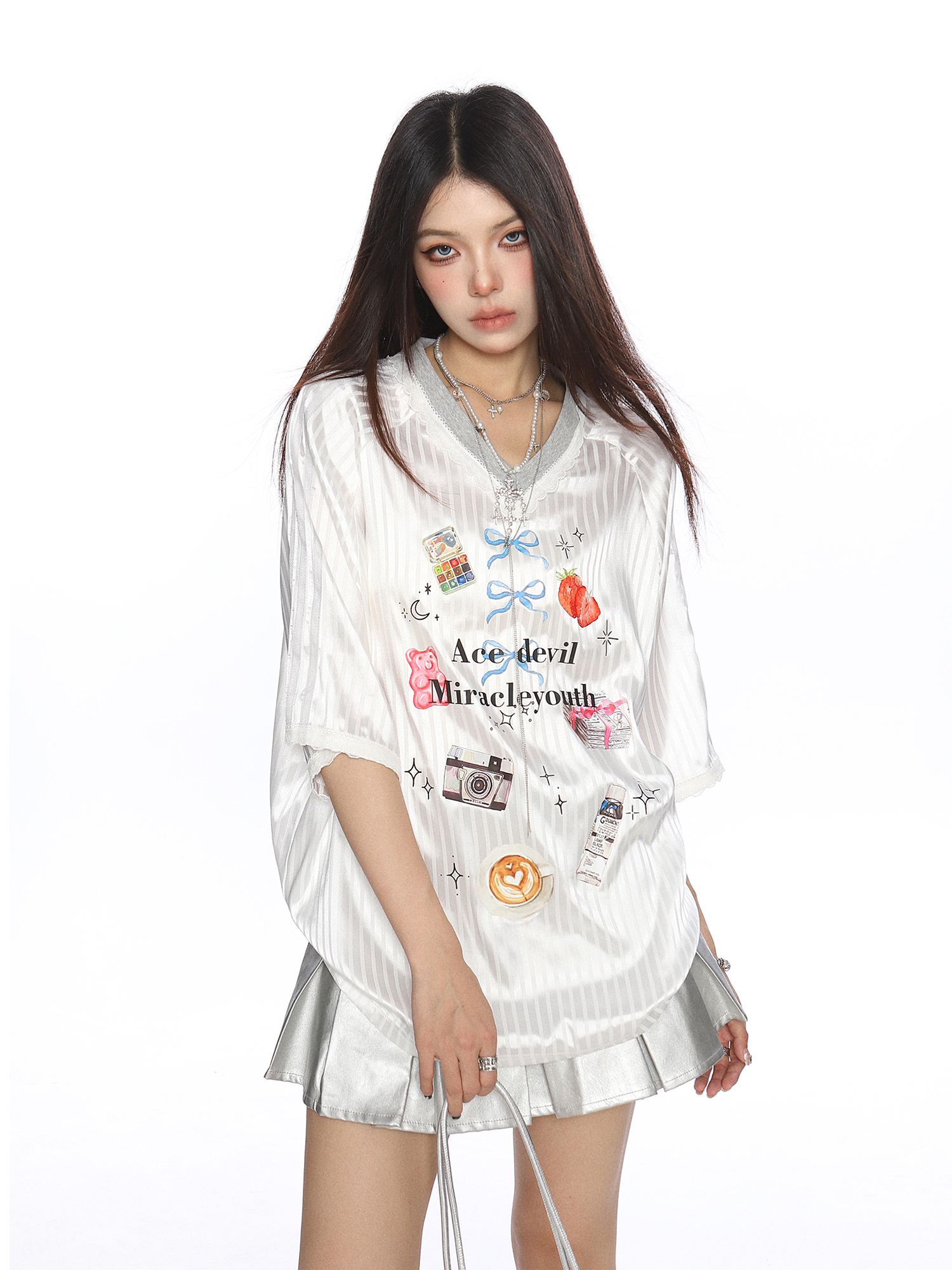 American V-Neck Lace-Trim Short Sleeve T-Shirt for Women - Summer Jersey Blokette Sports Top in Casual 90s Style American V-Neck Lace-Trim Short Sleeve T-Shirt for Women - Summer Jersey Blokette Sports Top in Casual 90s Style