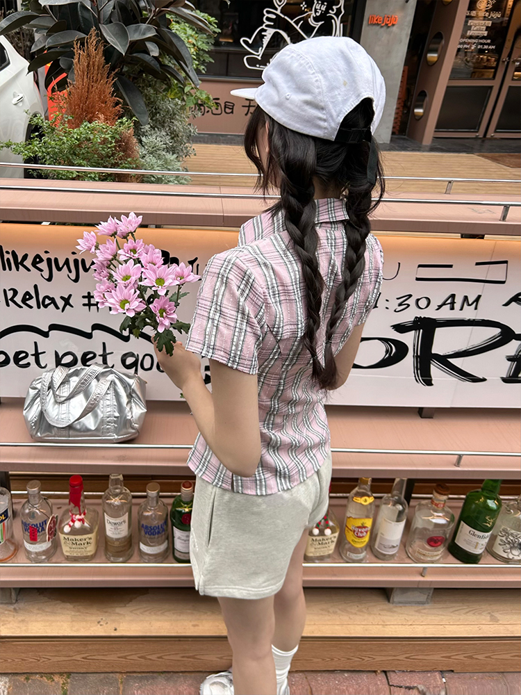 American Vintage College Style Women's Plaid Shoulder-Button Slim Fit Polo Shirt - Y2K Inspired Fashion Top American Vintage College Style Women's Plaid Shoulder-Button Slim Fit Polo Shirt - Y2K Inspired Fashion Top