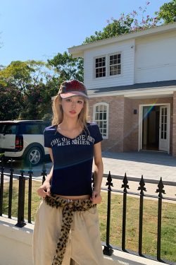 American Vintage Letter Print Short Sleeve T-Shirt for Women - Slim Fit Loose Top, Spring Summer 90s Casual Style