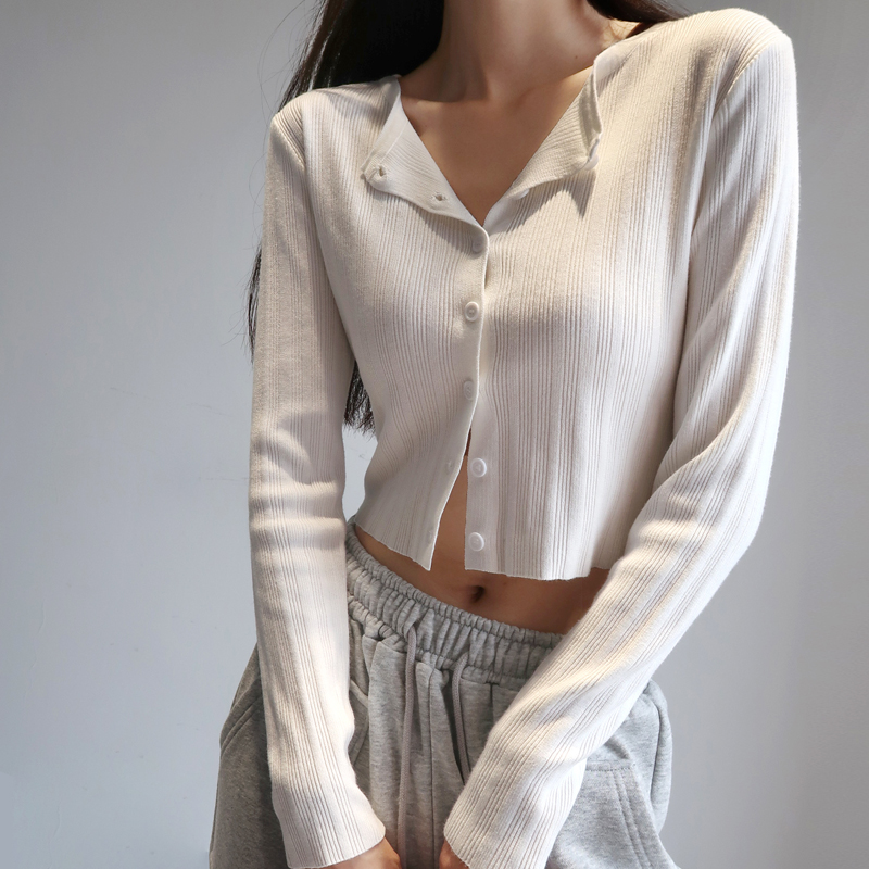 American Vintage Ribbed Knit Cardigan - Small Round Neck, Single-Breasted, Long Sleeve, Loose-Fitting, High-Waisted, Tie-Button Style American Vintage Ribbed Knit Cardigan - Small Round Neck, Single-Breasted, Long Sleeve, Loose-Fitting, High-Waisted, Tie-Button Style