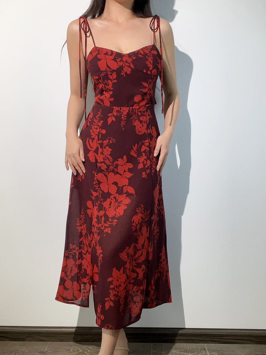American Vintage Sexy Low-Cut Tie Floral Print Waist-Defined Side-Slit Spaghetti Strap Maxi Dress for Women - Y2K Style American Vintage Sexy Low-Cut Tie Floral Print Waist-Defined Side-Slit Spaghetti Strap Maxi Dress for Women - Y2K Style