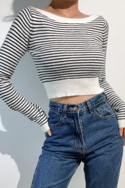 American Vintage Striped High-Waisted Cropped Long Sleeve Knit Sweater Top in Black and White - Y2K Retro Style Fashion