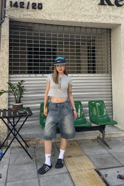 American Vintage Washed Denim Shorts for Men & Women - Retro Straight Cut Loose Five-Point Half Pants