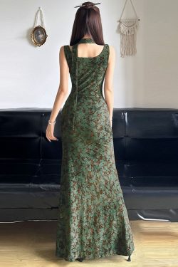 Ancient Charm Green Pine Fish Tail Long Dress for Women - Flowing Collar, Body-Hugging Chinese Style, Elegant Fashion
