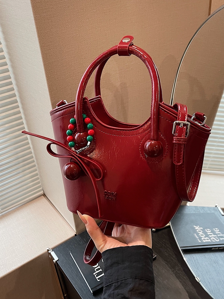 Ankara Red Diagonal Crossbody Tote Water Bucket Bag - Bridesmaid Gift, Wedding Bag for Women, 2025 New Style Ankara Red Diagonal Crossbody Tote Water Bucket Bag - Bridesmaid Gift, Wedding Bag for Women, 2025 New Style