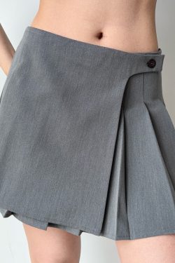Asymmetric Pleated Skirt for Women - Low-Waist A-Line Short Skirt in European American Style - Anti-Exposure Design