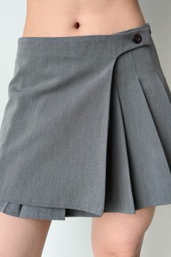 Asymmetric Pleated Skirt for Women - Low-Waist A-Line Short Skirt in European American Style - Anti-Exposure Design