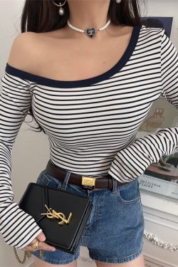 Asymmetrical Off-Shoulder Striped Slim-Fit Long Sleeve T-Shirt - Custom-Made Autumn/Winter 2024 Sexy Layering Top