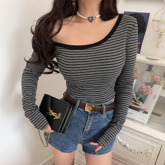 Asymmetrical Off-Shoulder Striped Slim-Fit Long Sleeve T-Shirt - Custom-Made Autumn/Winter 2024 Sexy Layering Top Asymmetrical Off-Shoulder Striped Slim-Fit Long Sleeve T-Shirt - Custom-Made Autumn/Winter 2024 Sexy Layering Top