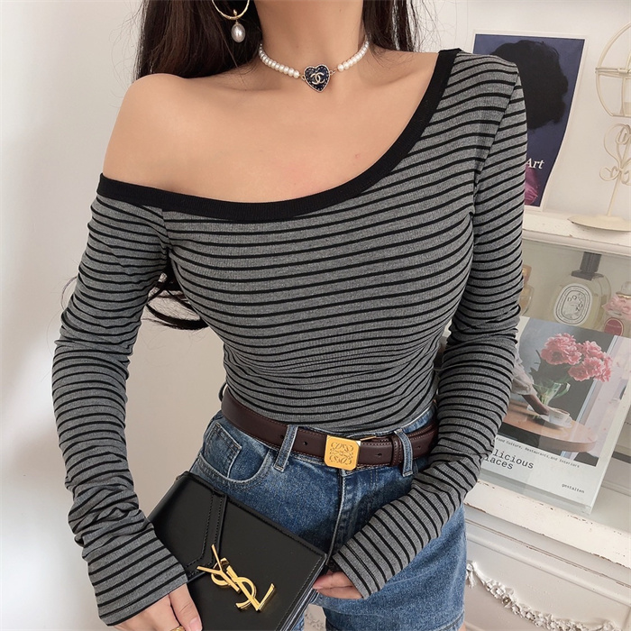 Asymmetrical Off-Shoulder Striped Slim-Fit Long Sleeve T-Shirt - Custom-Made Autumn/Winter 2024 Sexy Layering Top Asymmetrical Off-Shoulder Striped Slim-Fit Long Sleeve T-Shirt - Custom-Made Autumn/Winter 2024 Sexy Layering Top