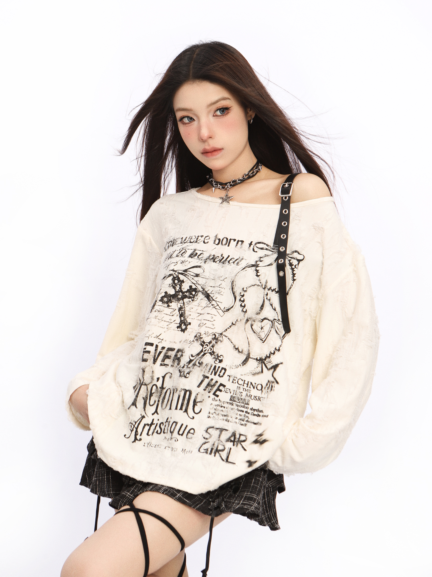 Asymmetrical Off-Shoulder T-Shirt for Women - Y2K Ripped Slim Fit Summer Top with Sun Protection, American Style Fashion Asymmetrical Off-Shoulder T-Shirt for Women - Y2K Ripped Slim Fit Summer Top with Sun Protection, American Style Fashion