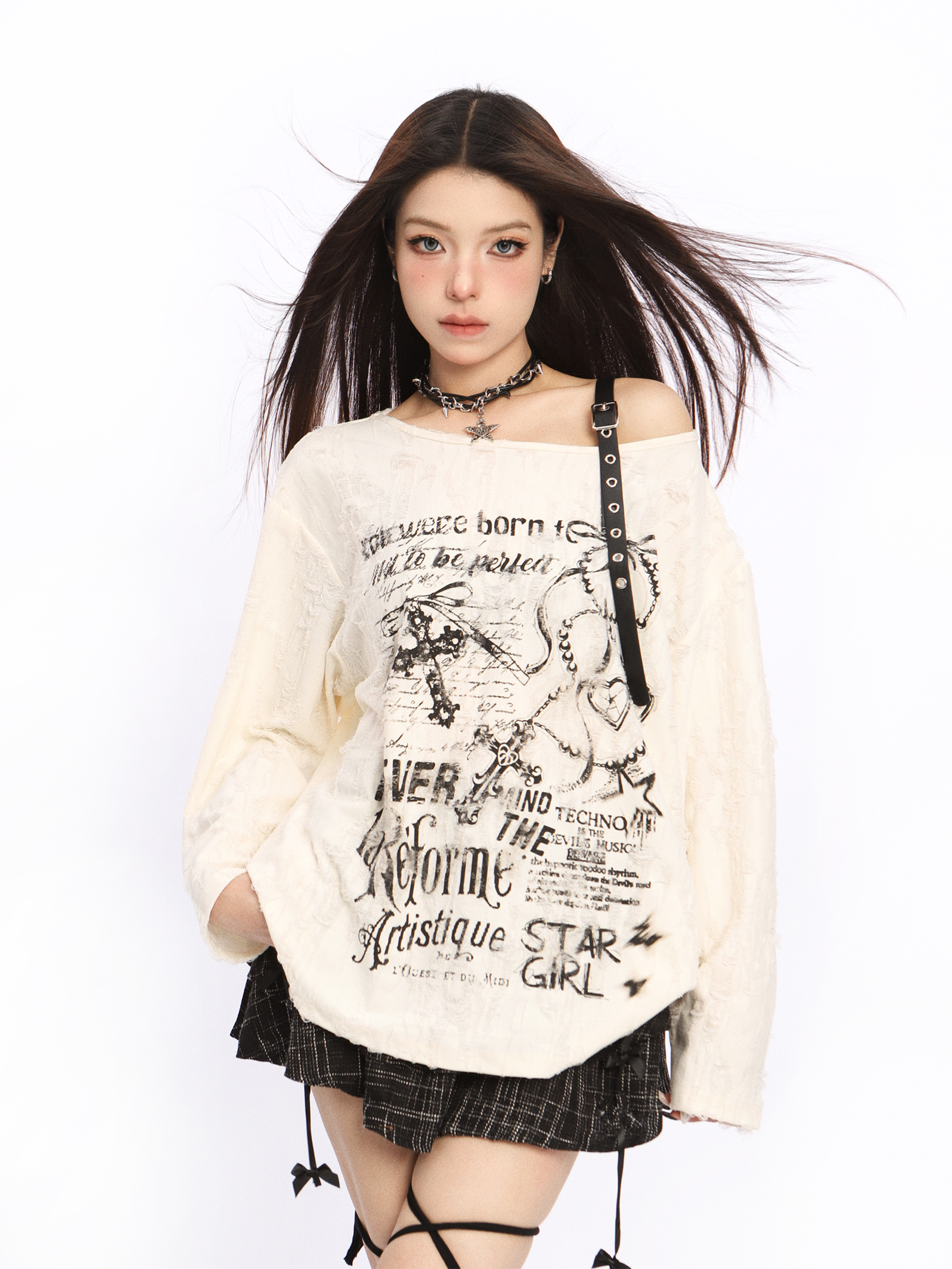 Asymmetrical Off-Shoulder T-Shirt for Women - Y2K Ripped Slim Fit Summer Top with Sun Protection, American Style Fashion Asymmetrical Off-Shoulder T-Shirt for Women - Y2K Ripped Slim Fit Summer Top with Sun Protection, American Style Fashion