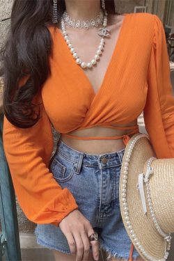 Autumn Ultra-Slim Sexy V-Neck Tied Lantern Sleeve Vacation Shirt for Women - Trendy 2024 DIY Style