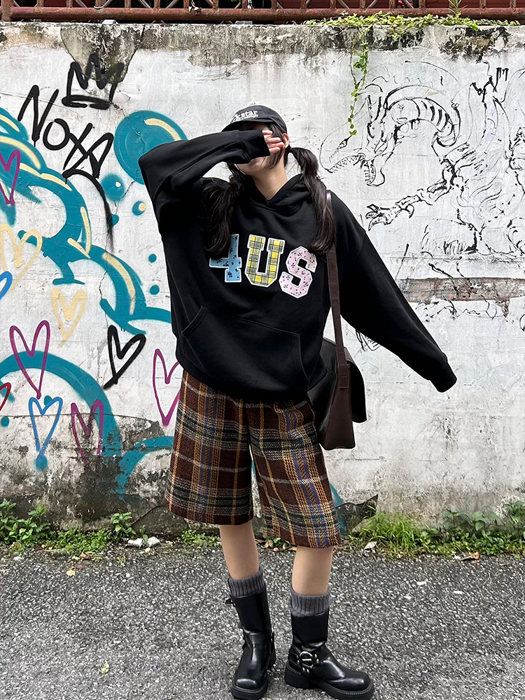 Autumn Winter Patchwork Embroidered Plaid Floral Couple Loose Hoodie Unisex Y2K Style Fashion Autumn Winter Patchwork Embroidered Plaid Floral Couple Loose Hoodie Unisex Y2K Style Fashion