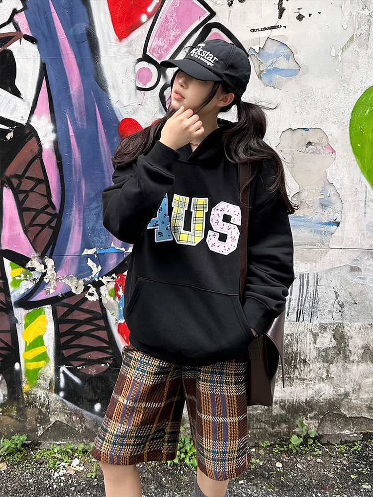 Autumn Winter Patchwork Embroidered Plaid Floral Couple Loose Hoodie Unisex Y2K Style Fashion Autumn Winter Patchwork Embroidered Plaid Floral Couple Loose Hoodie Unisex Y2K Style Fashion