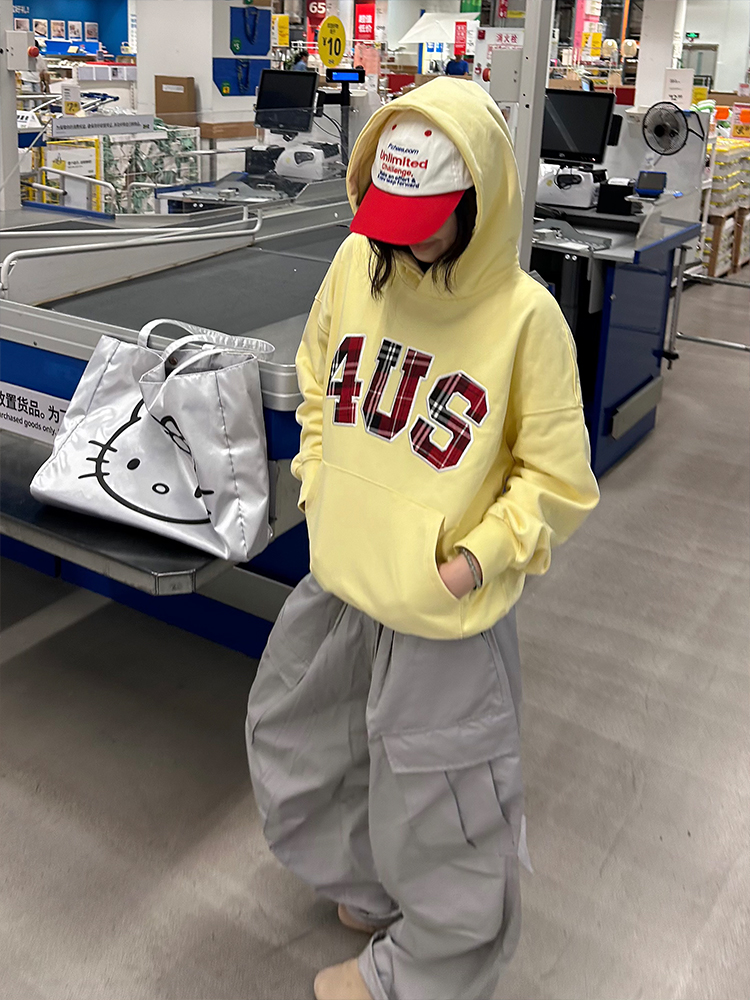 Autumn Winter Plaid Patch Embroidery Hoodie Unisex Loose Fit Casual Streetwear, Trendy Couples Fashion, Cozy Layering Essential Autumn Winter Plaid Patch Embroidery Hoodie Unisex Loose Fit Casual Streetwear, Trendy Couples Fashion, Cozy Layering Essential