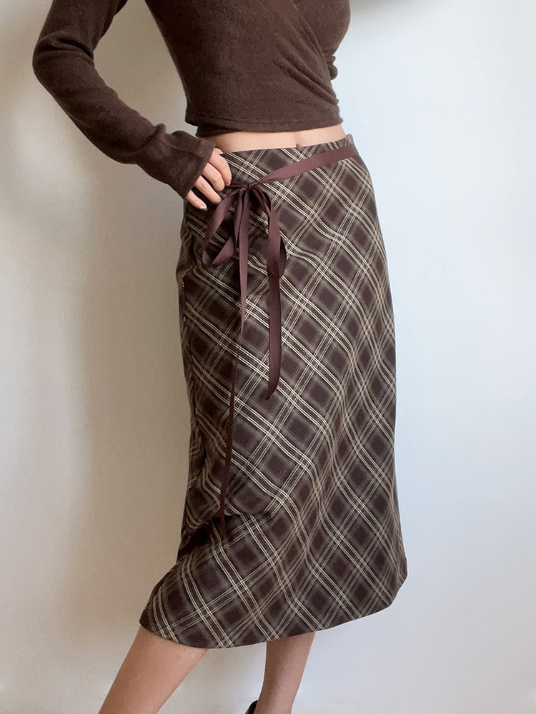 Autumn Winter Retro Plaid High Waist Brown Checkered Midi Skirt with Bow Tie - Cute Long Skirt for Y2K and Vintage Style Autumn Winter Retro Plaid High Waist Brown Checkered Midi Skirt with Bow Tie - Cute Long Skirt for Y2K and Vintage Style