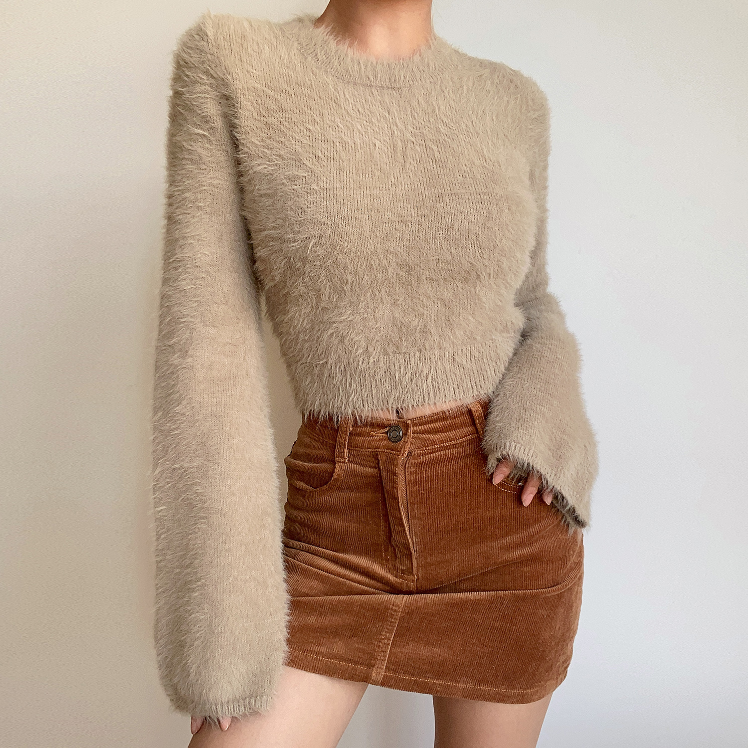 Autumn Winter Retro Round Neck Fluffy Knit Top with Short Flare Sleeves - Solid Color High Waist Pullover for Cozy Style Autumn Winter Retro Round Neck Fluffy Knit Top with Short Flare Sleeves - Solid Color High Waist Pullover for Cozy Style