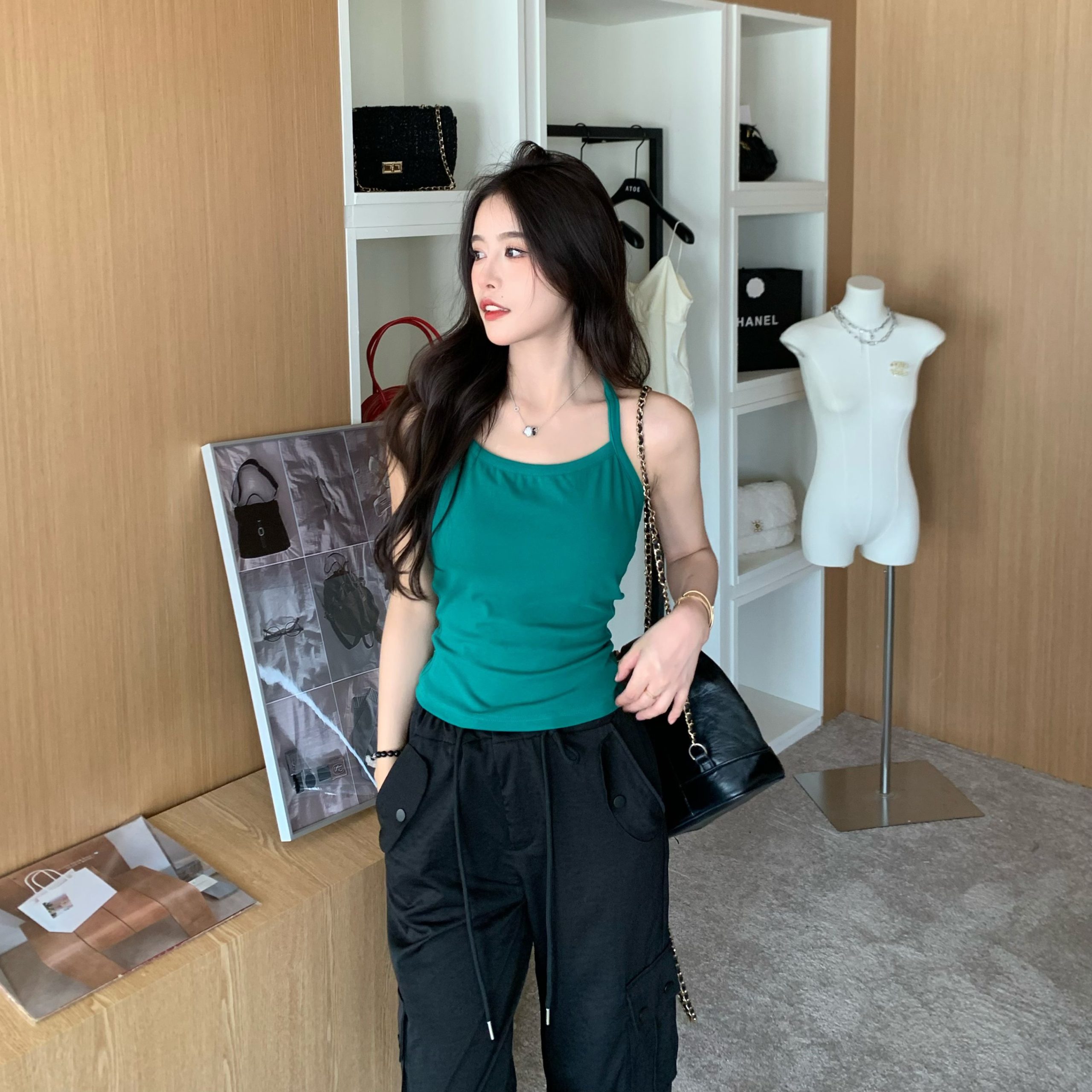 Backless Camisole with Chest Pad - Women's Summer Hot Girl Outerwear - Trendy Small Top for Y2K Style and Summer Fashion Backless Camisole with Chest Pad - Women's Summer Hot Girl Outerwear - Trendy Small Top for Y2K Style and Summer Fashion