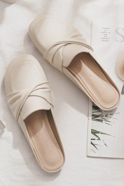 Backless Sheepskin Summer Slippers for Women - Flat Outdoor Loafers with Round Toe Design - Trendy Casual Footwear